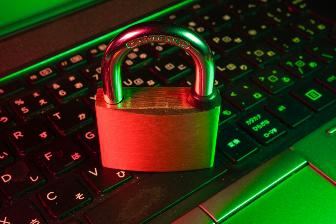 Cadeado digital representando gerenciador de senhas e proteção de contas
