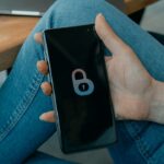 Caiu em golpe do Pix? O que fazer nas primeiras horas e como funciona o MED Celular com aplicativo financeiro representando segurança em pagamentos digitais